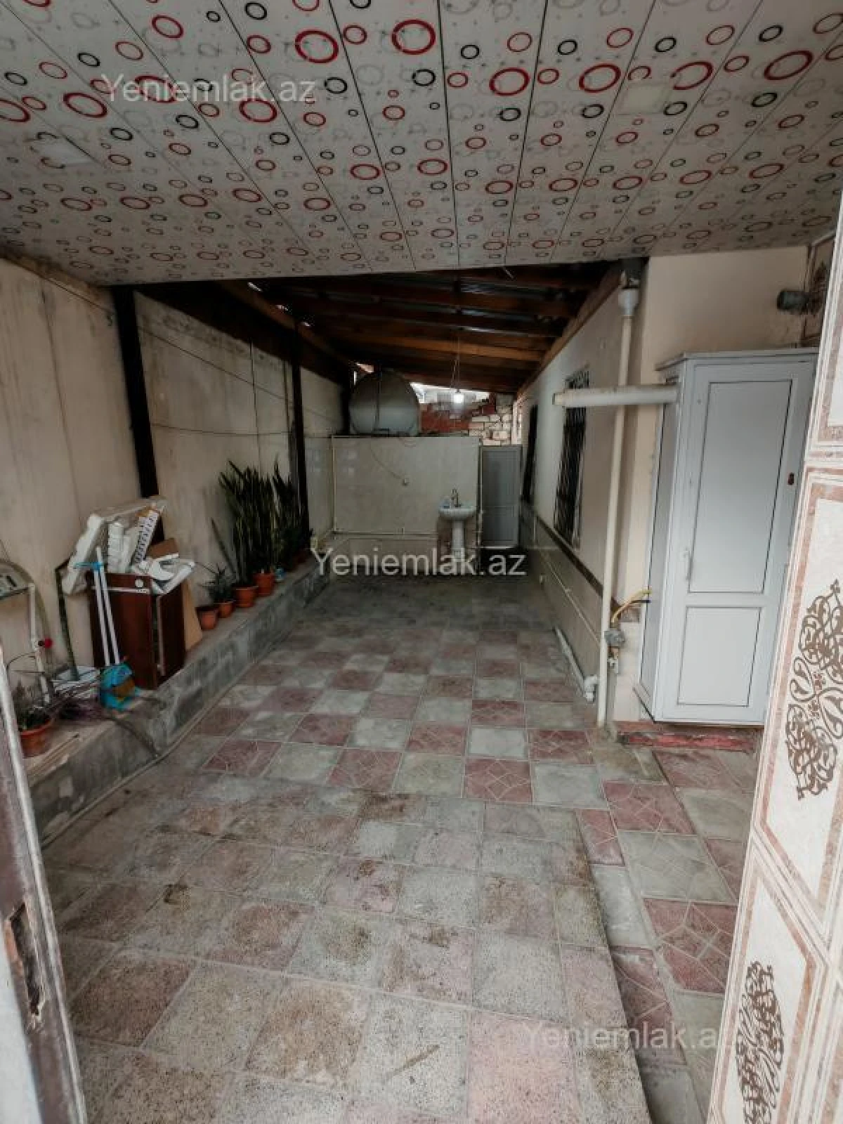 Satılır 5 otaqlı həyət evi 100 m²