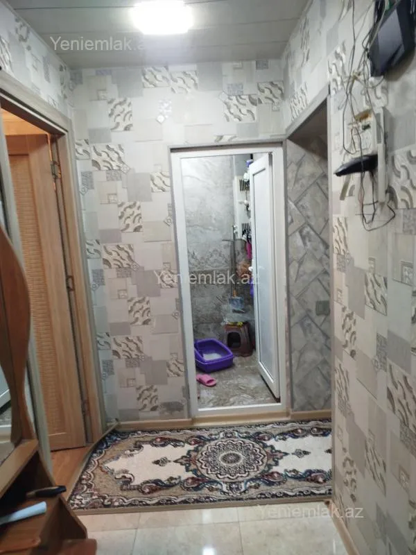 Satılır 2 otaqlı köhnə tikili 57 m²