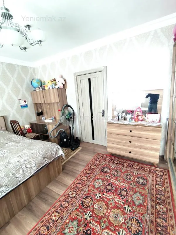 Satılır 2 otaqlı köhnə tikili 57 m²