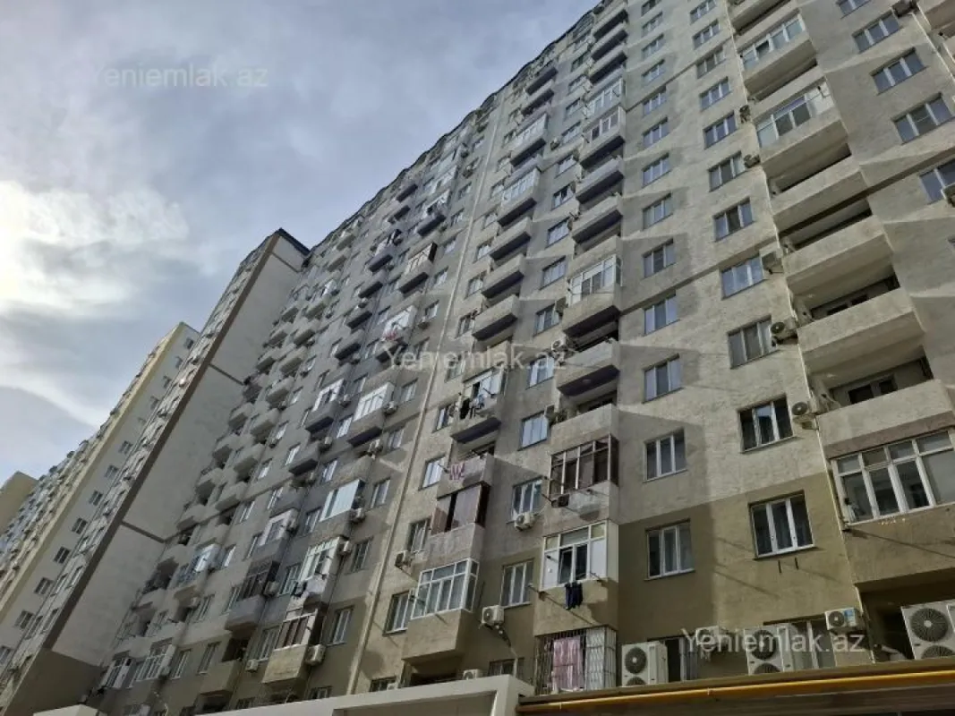 Satılır 2 otaqlı yeni tikili 60 m²