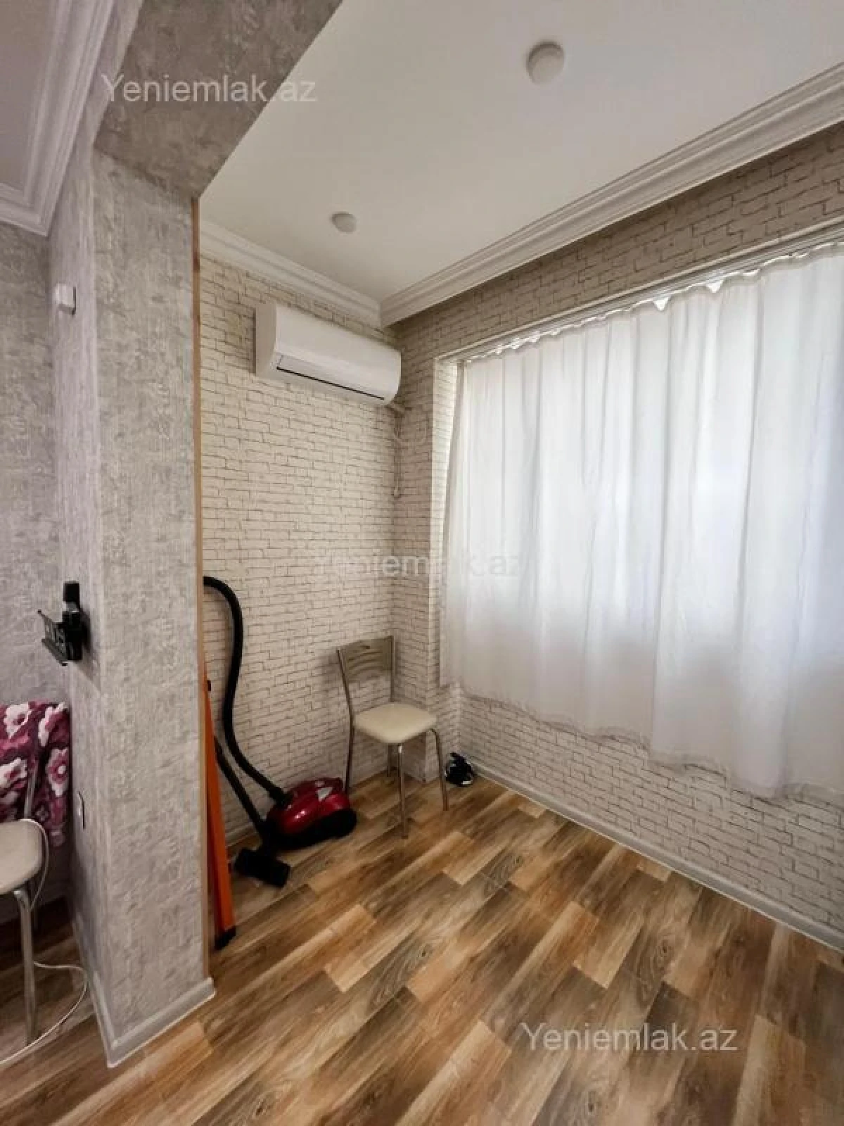 Satılır 3 otaqlı köhnə tikili 75 m²
