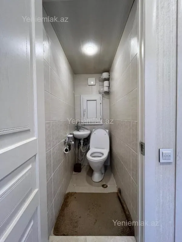 Satılır 3 otaqlı köhnə tikili 75 m²