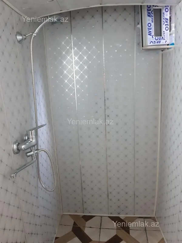 Satılır 1 otaqlı köhnə tikili 8 m²