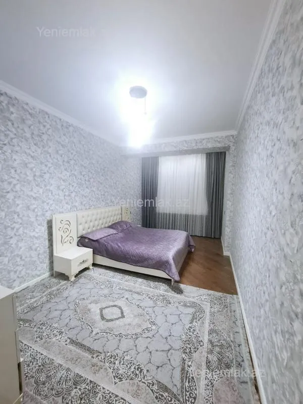 Satılır 3 otaqlı yeni tikili 137 m²