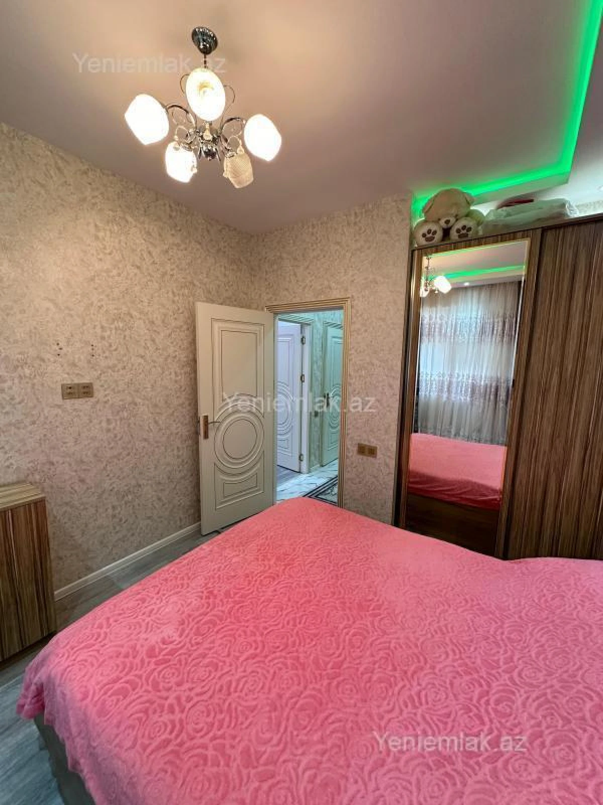 Satılır 2 otaqlı yeni tikili 55 m²