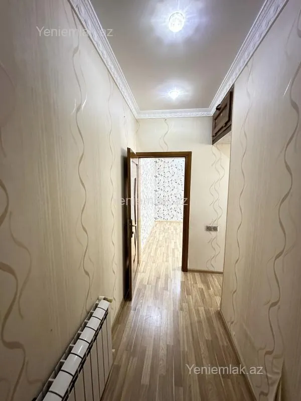Satılır 1 otaqlı köhnə tikili 38 m²