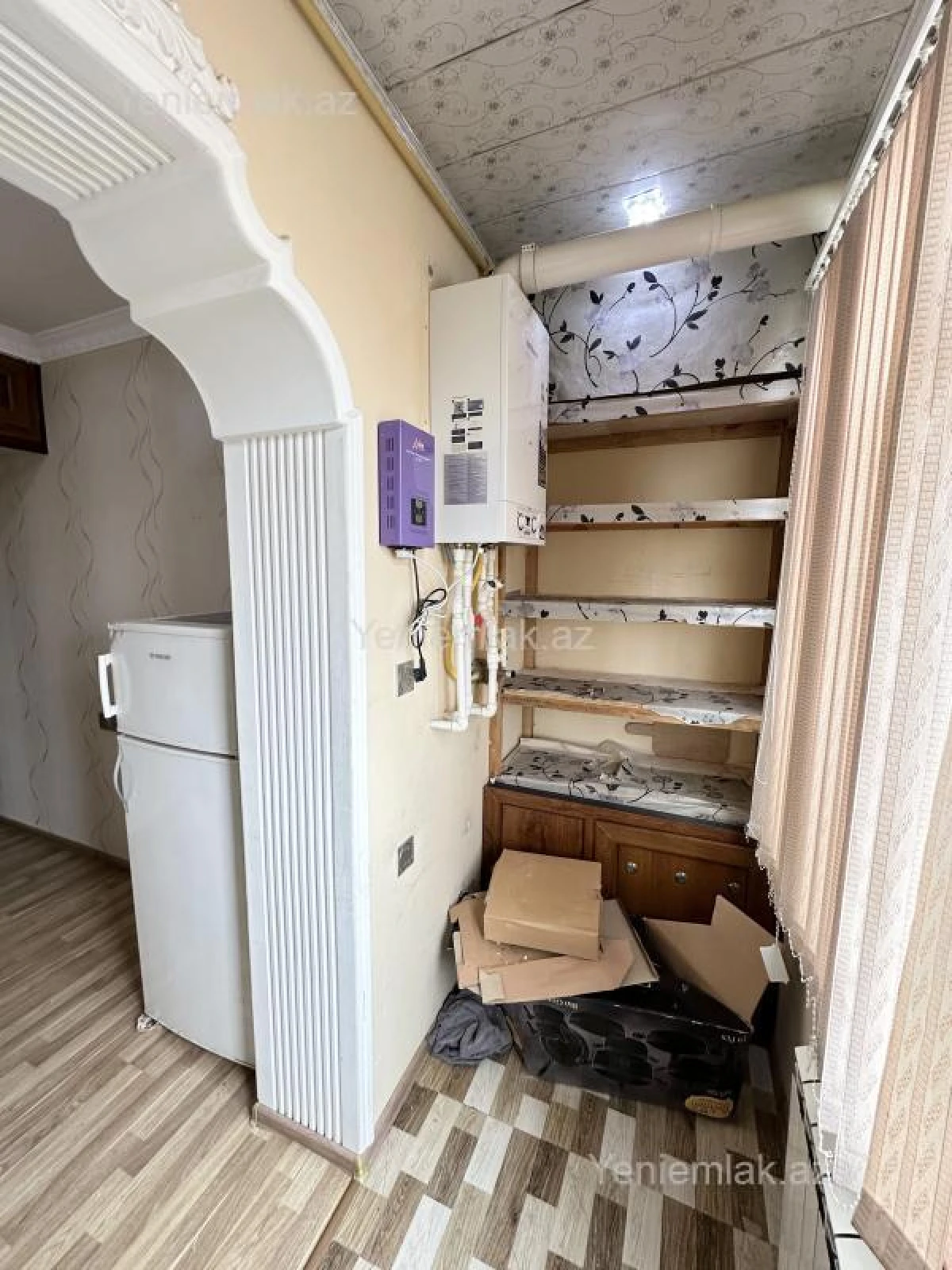 Satılır 1 otaqlı köhnə tikili 38 m²