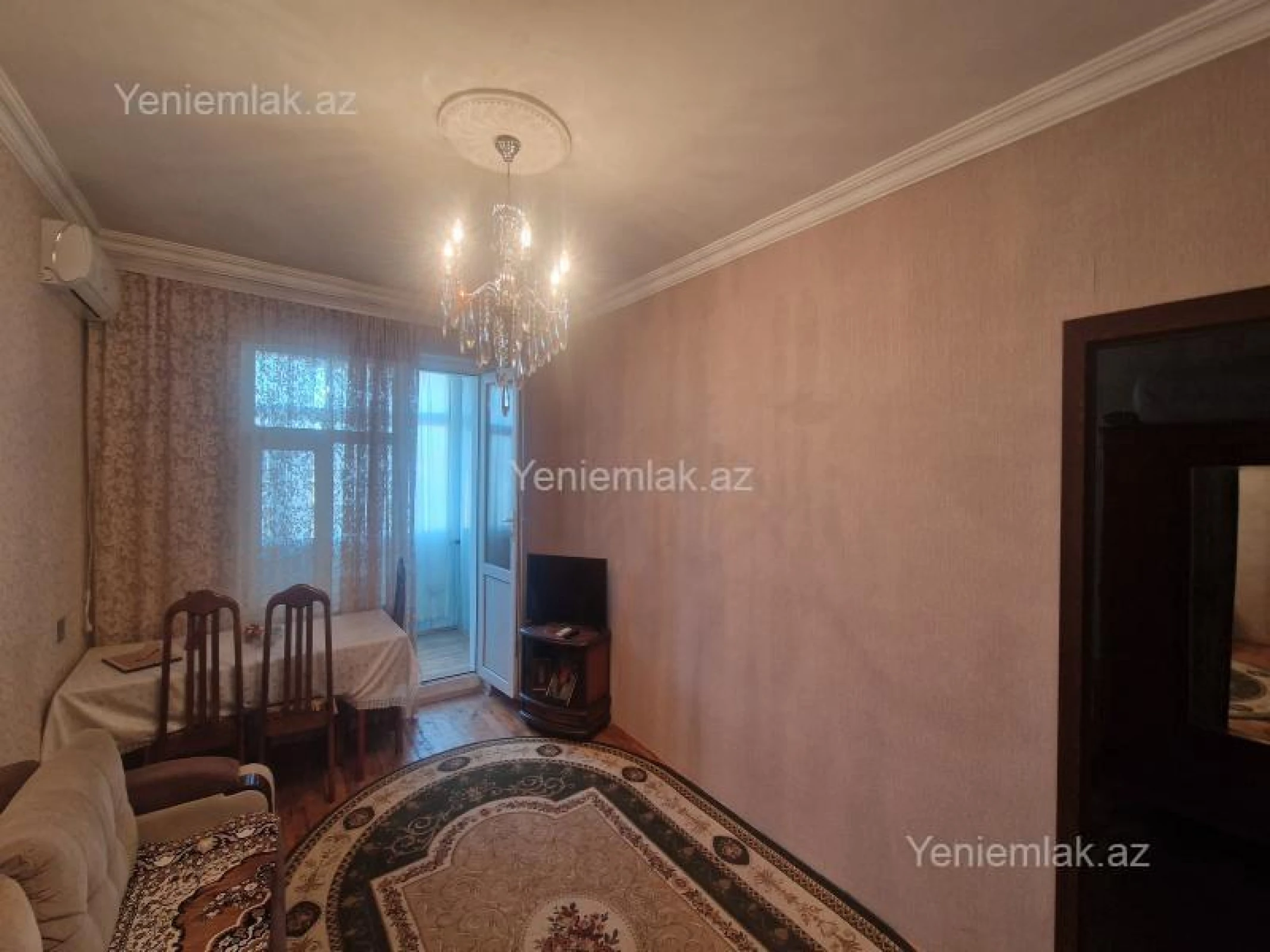 Satılır 4 otaqlı köhnə tikili 85 m²