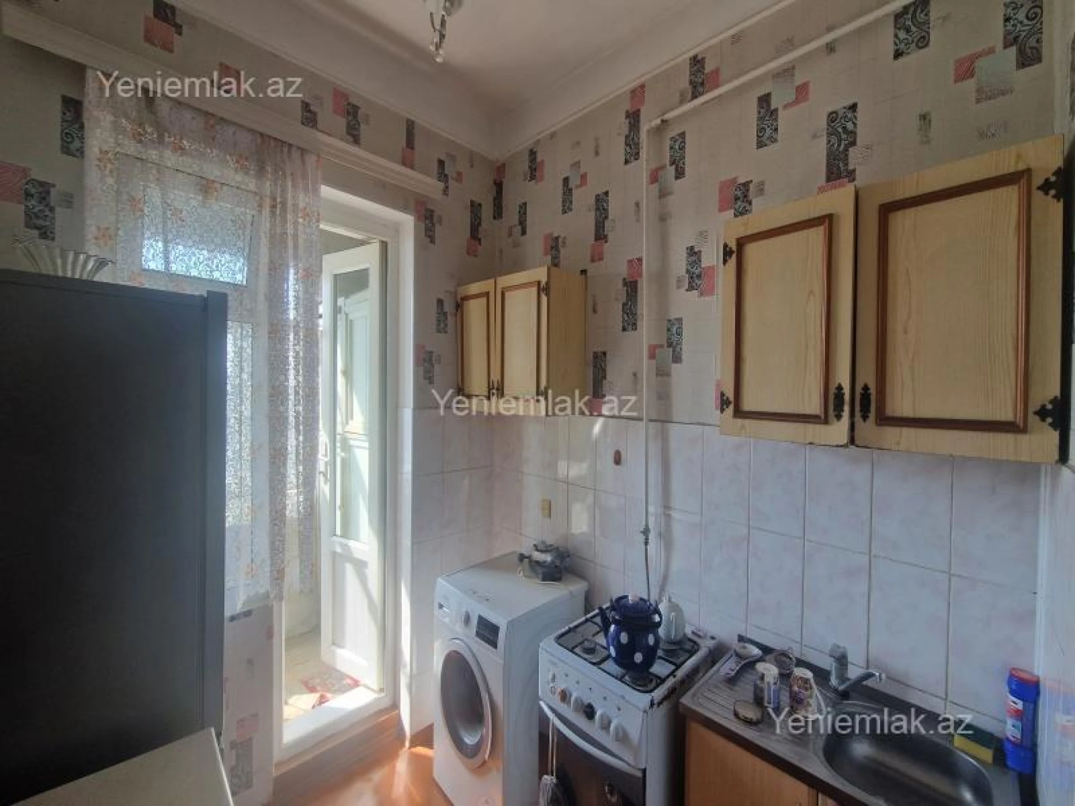 Satılır 4 otaqlı köhnə tikili 85 m²