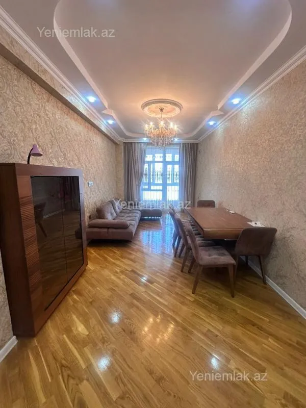 Satılır 3 otaqlı yeni tikili 141 m²