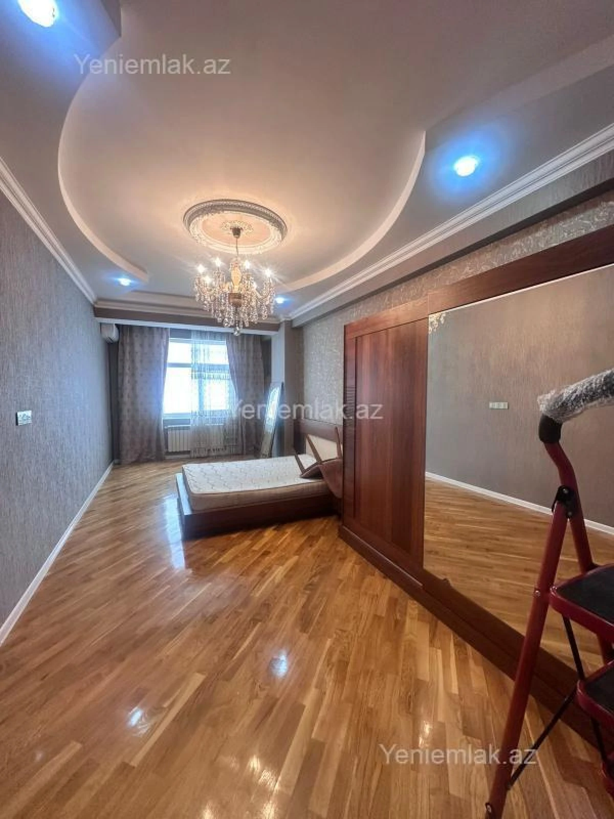 Satılır 3 otaqlı yeni tikili 141 m²