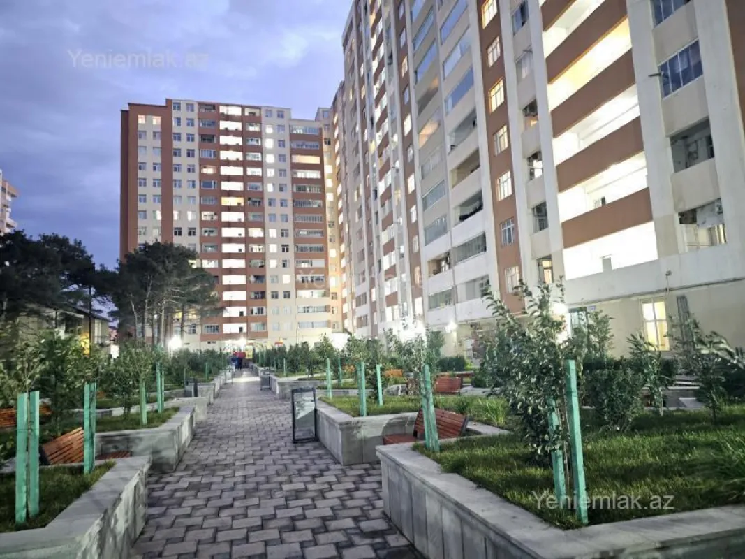 Satılır 3 otaqlı yeni tikili 141 m²