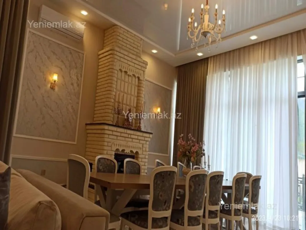 Satılır 5 otaqlı həyət evi 300 m²