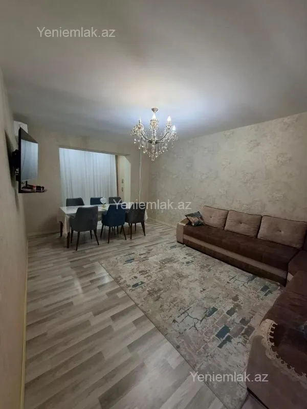 Satılır 3 otaqlı köhnə tikili 95 m²