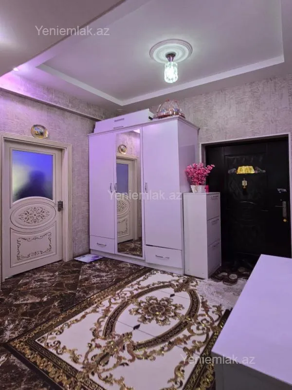 Satılır 2 otaqlı yeni tikili 64 m²
