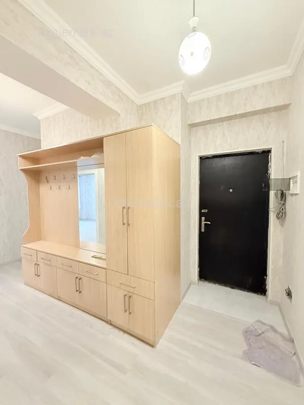 Satılır 4 otaqlı yeni tikili 105 m²