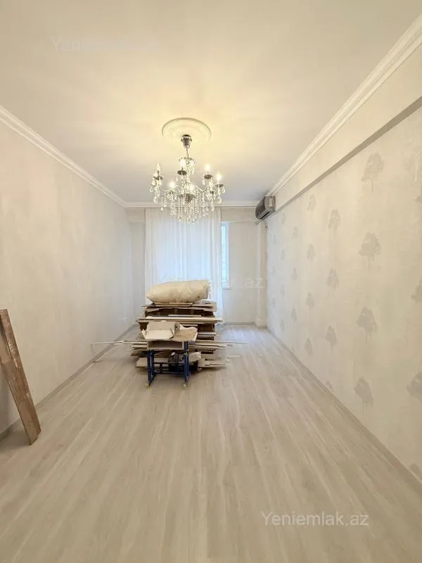 Satılır 4 otaqlı yeni tikili 105 m²