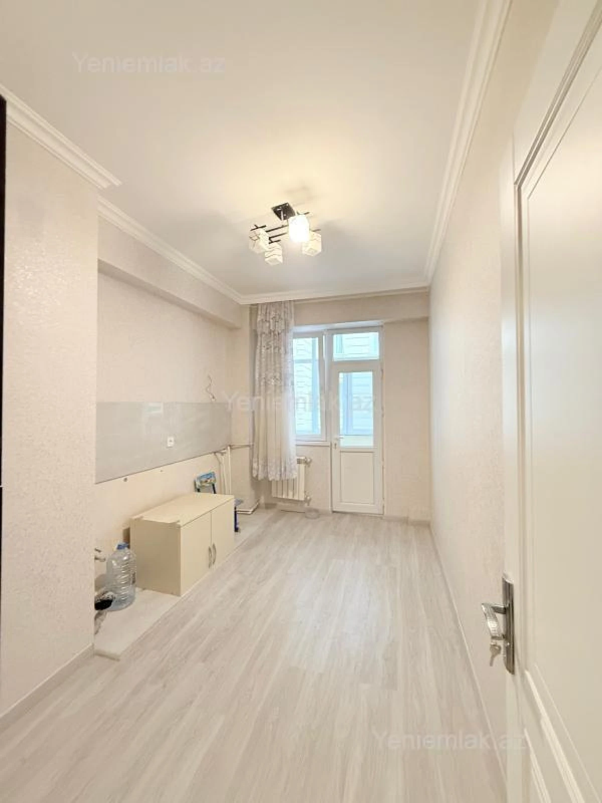 Satılır 4 otaqlı yeni tikili 105 m²