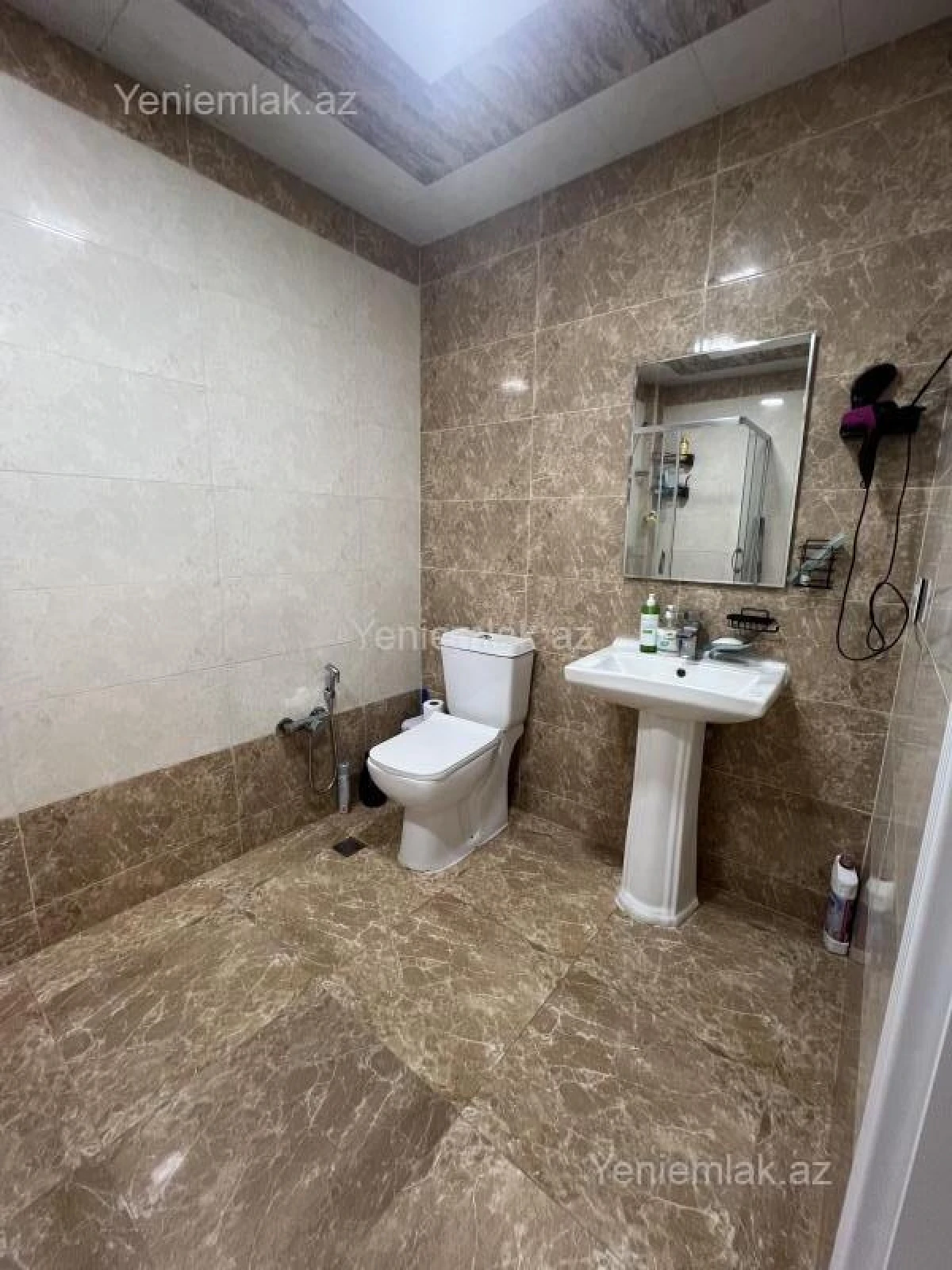 Satılır 2 otaqlı yeni tikili 81 m²