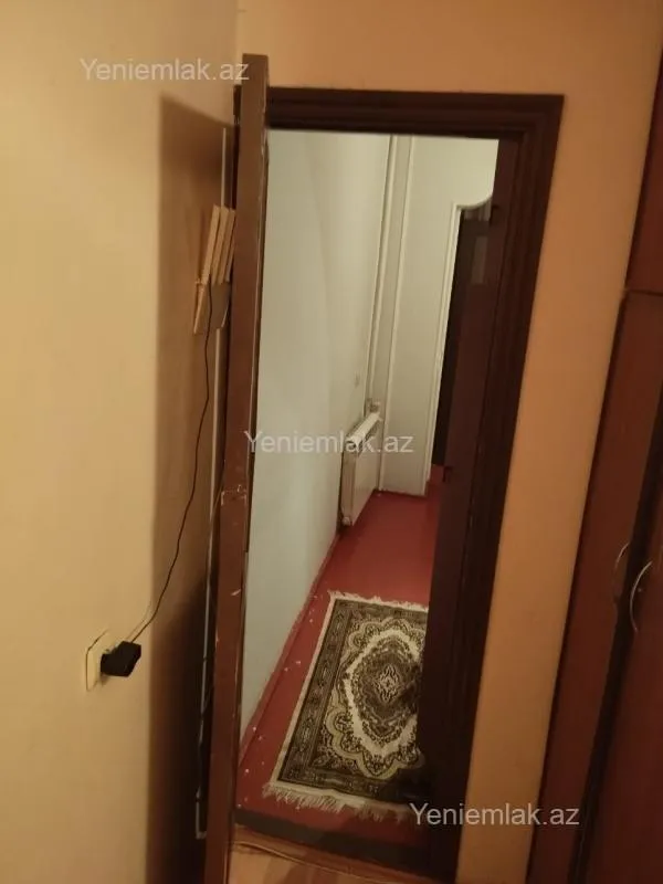 Satılır 2 otaqlı köhnə tikili 45 m²