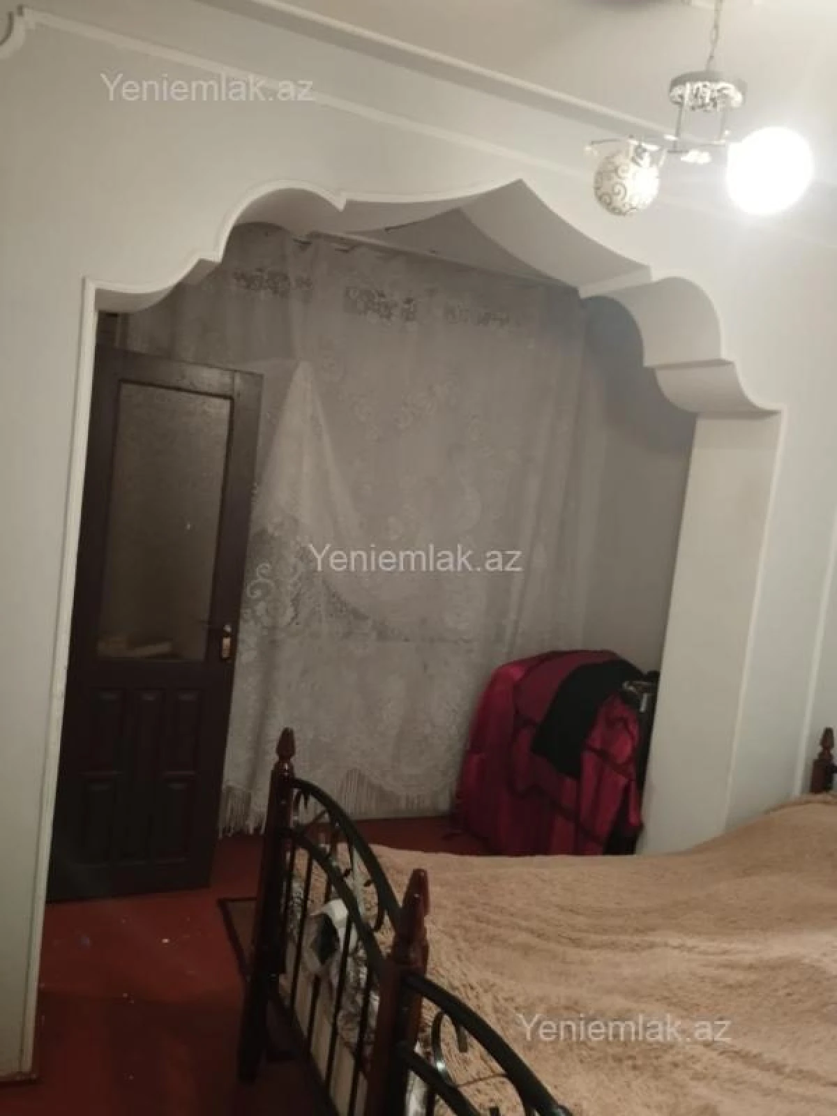 Satılır 2 otaqlı köhnə tikili 45 m²