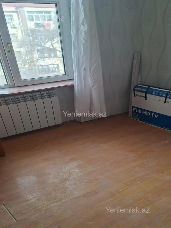 Satılır 2 otaqlı köhnə tikili 35 m²