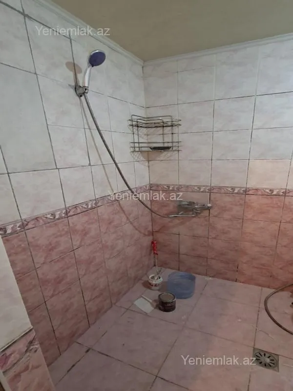 Satılır 2 otaqlı köhnə tikili 35 m²