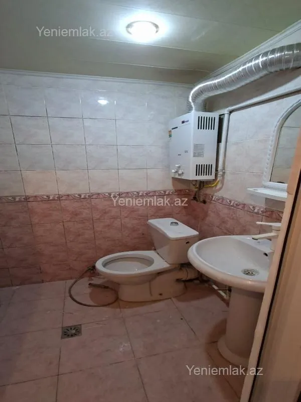 Satılır 2 otaqlı köhnə tikili 35 m²