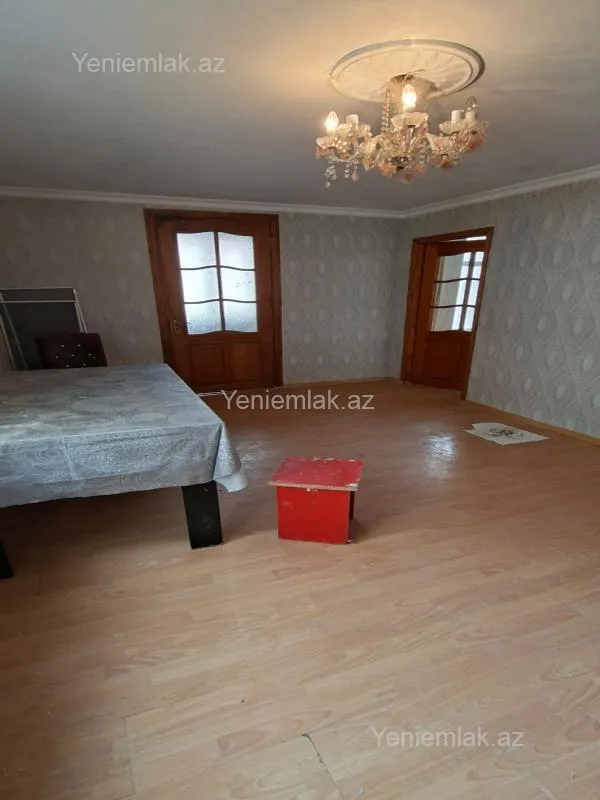 Satılır 2 otaqlı köhnə tikili 35 m²