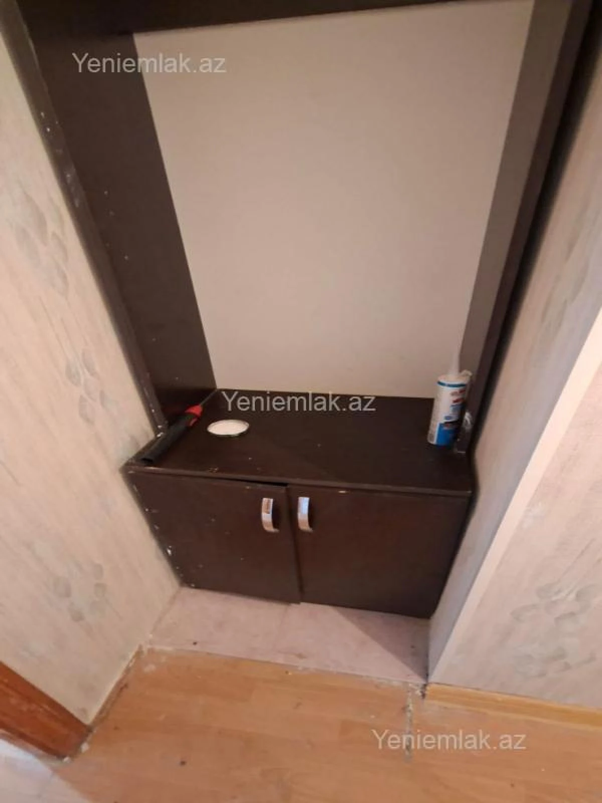Satılır 2 otaqlı köhnə tikili 35 m²
