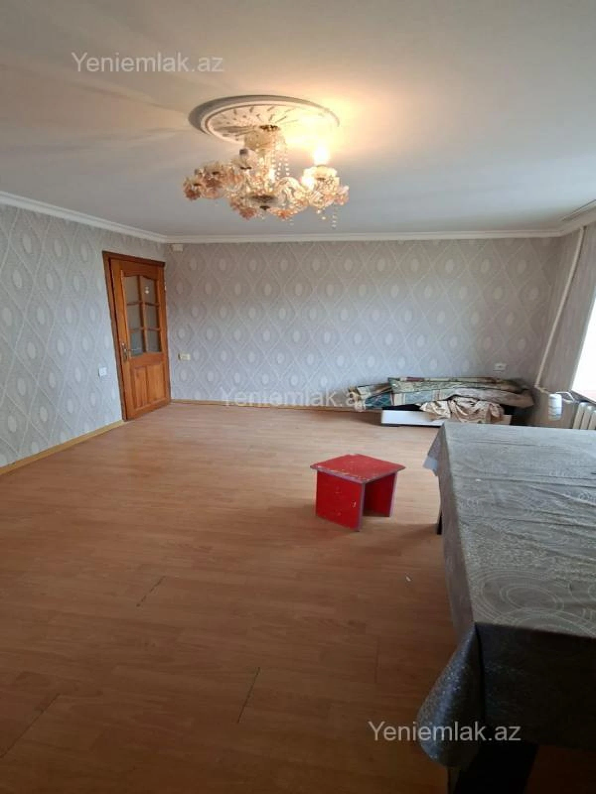 Satılır 2 otaqlı köhnə tikili 35 m²