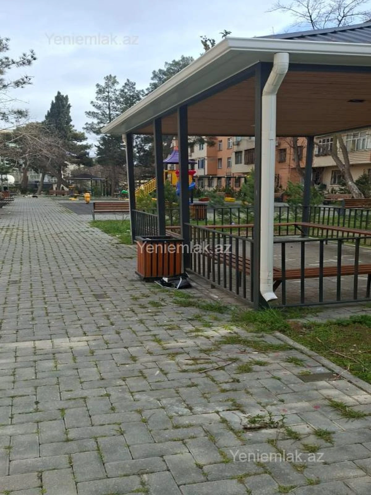 Satılır 2 otaqlı köhnə tikili 35 m²