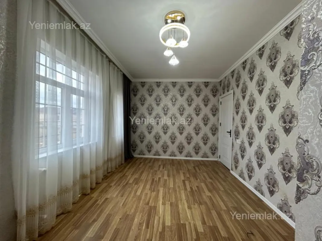 Satılır 3 otaqlı həyət evi 100 m²