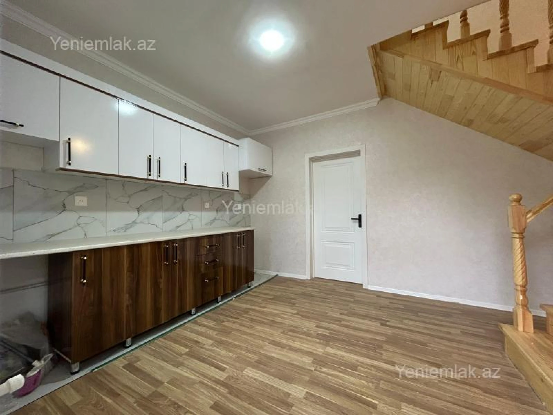 Satılır 3 otaqlı həyət evi 100 m²