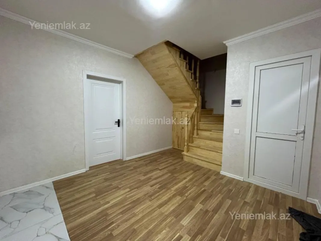 Satılır 3 otaqlı həyət evi 100 m²