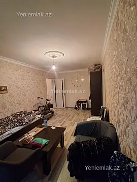 Satılır 2 otaqlı köhnə tikili 47 m²