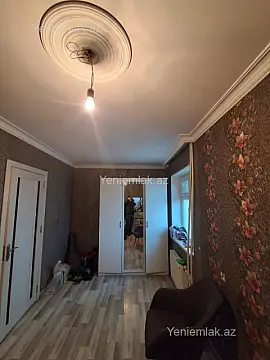 Satılır 2 otaqlı köhnə tikili 47 m²