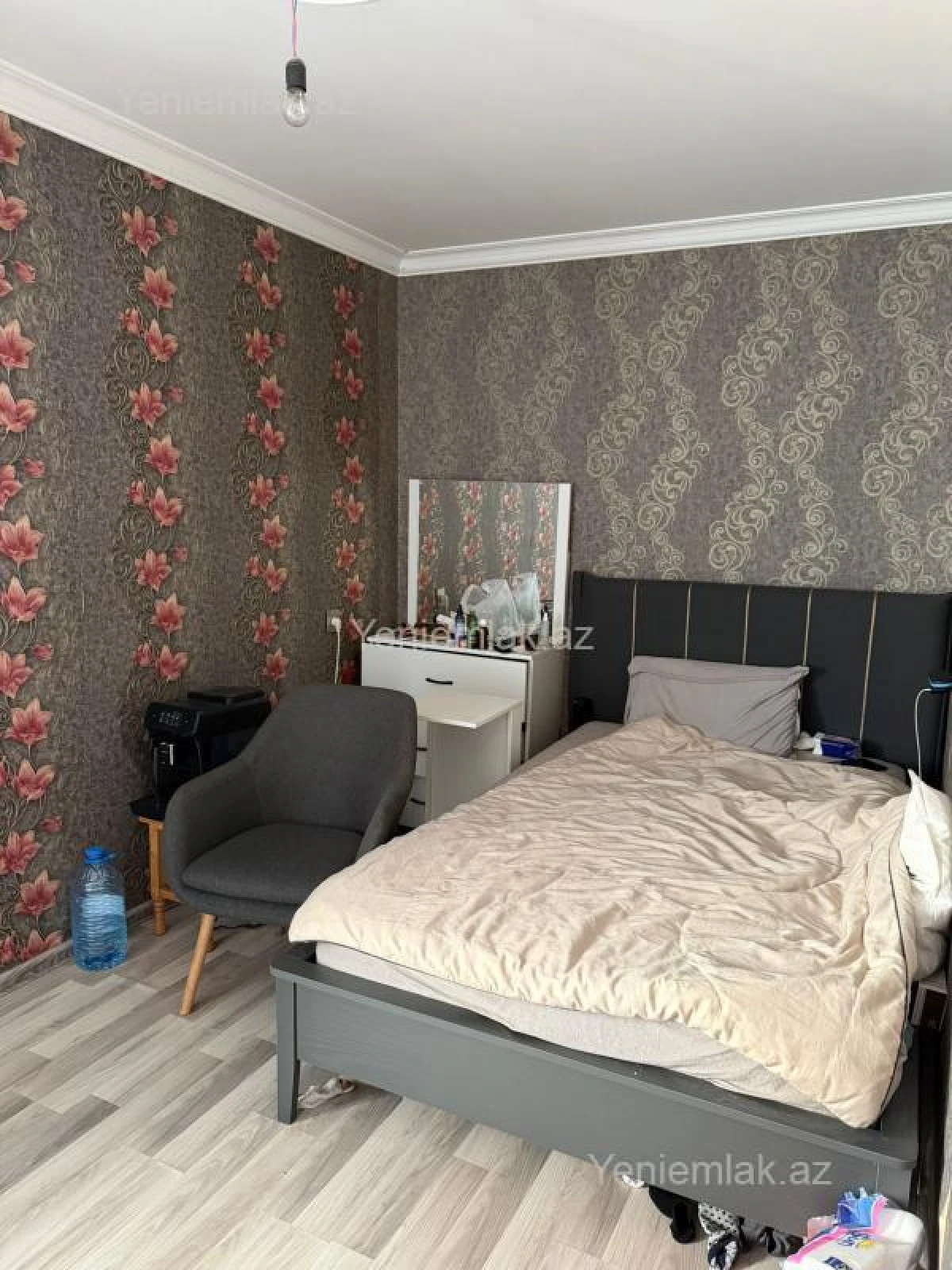 Satılır 2 otaqlı köhnə tikili 47 m²