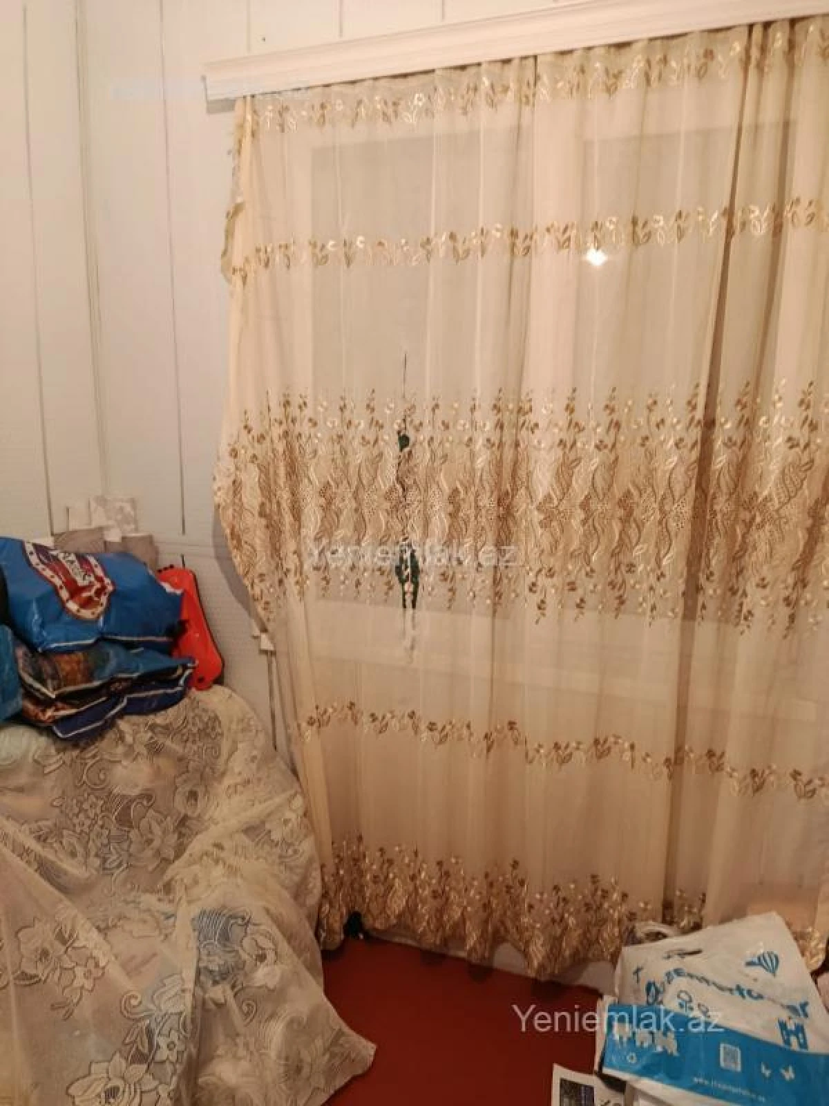 Satılır 2 otaqlı köhnə tikili 48 m²