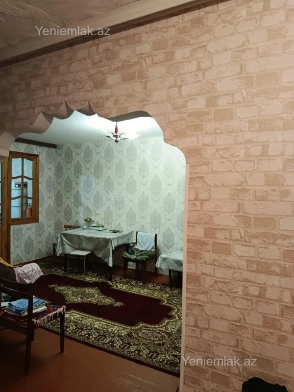 Satılır 2 otaqlı köhnə tikili 48 m²