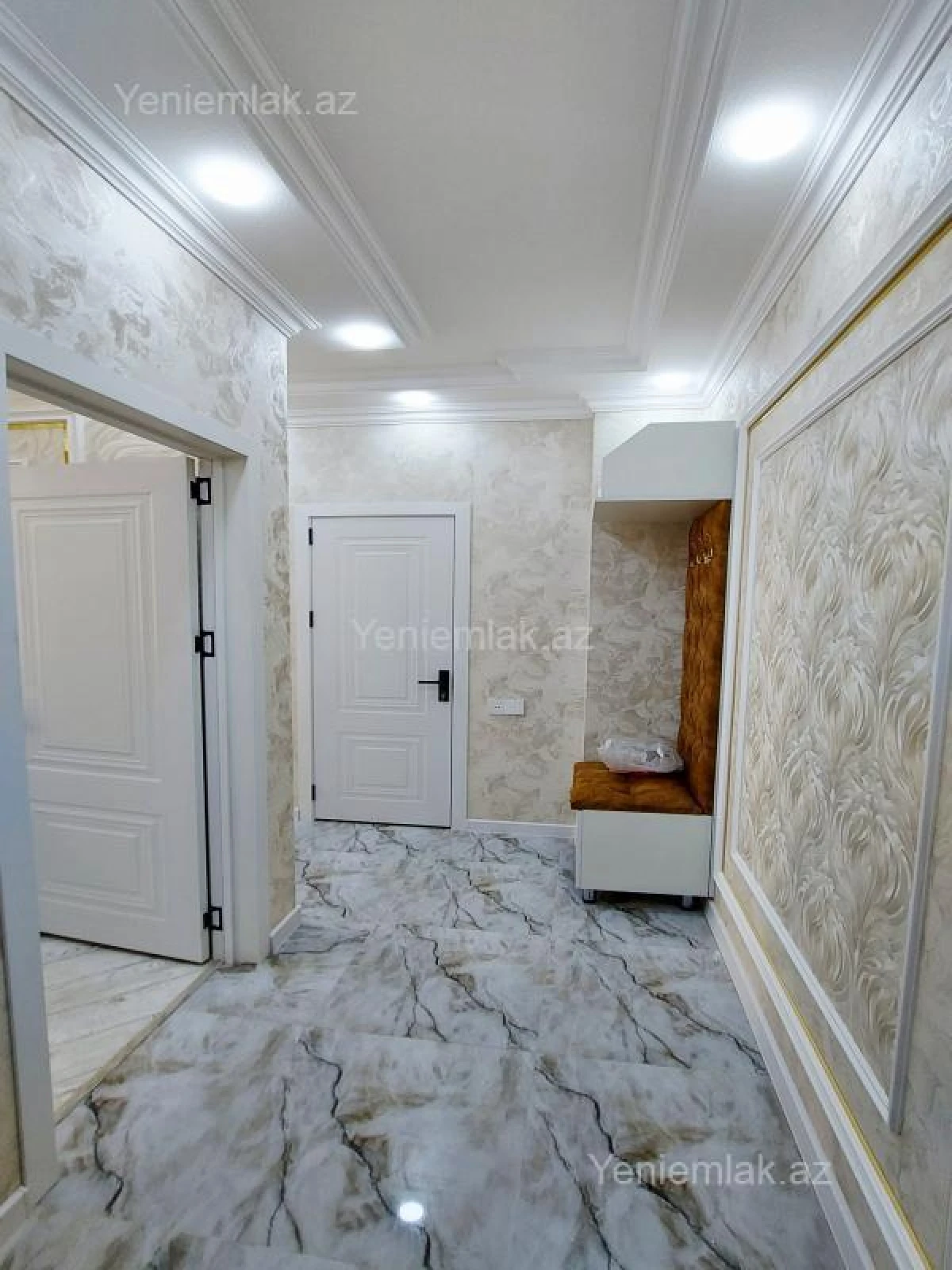 Satılır 2 otaqlı yeni tikili 61.3 m²
