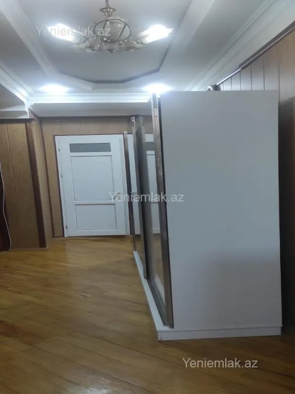 Satılır 2 otaqlı yeni tikili 72 m²