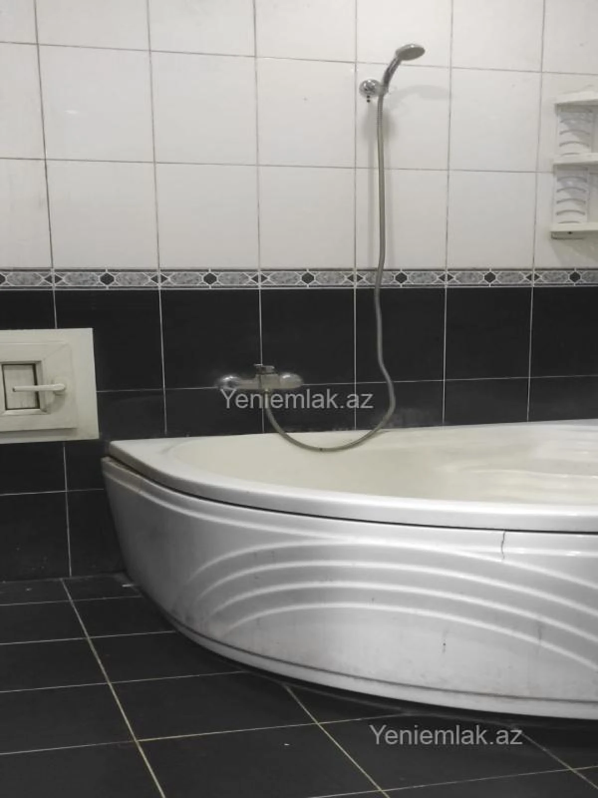 Satılır 2 otaqlı yeni tikili 72 m²