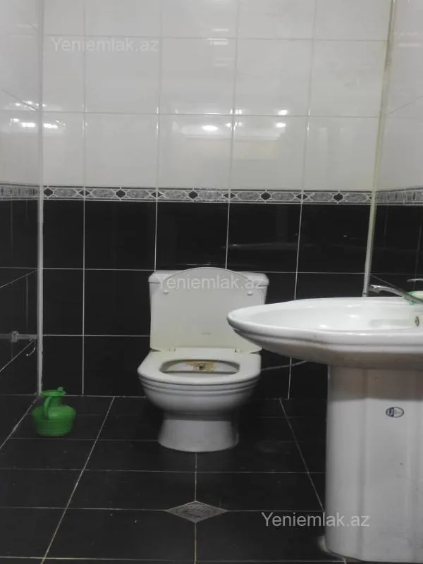 Satılır 2 otaqlı yeni tikili 72 m²