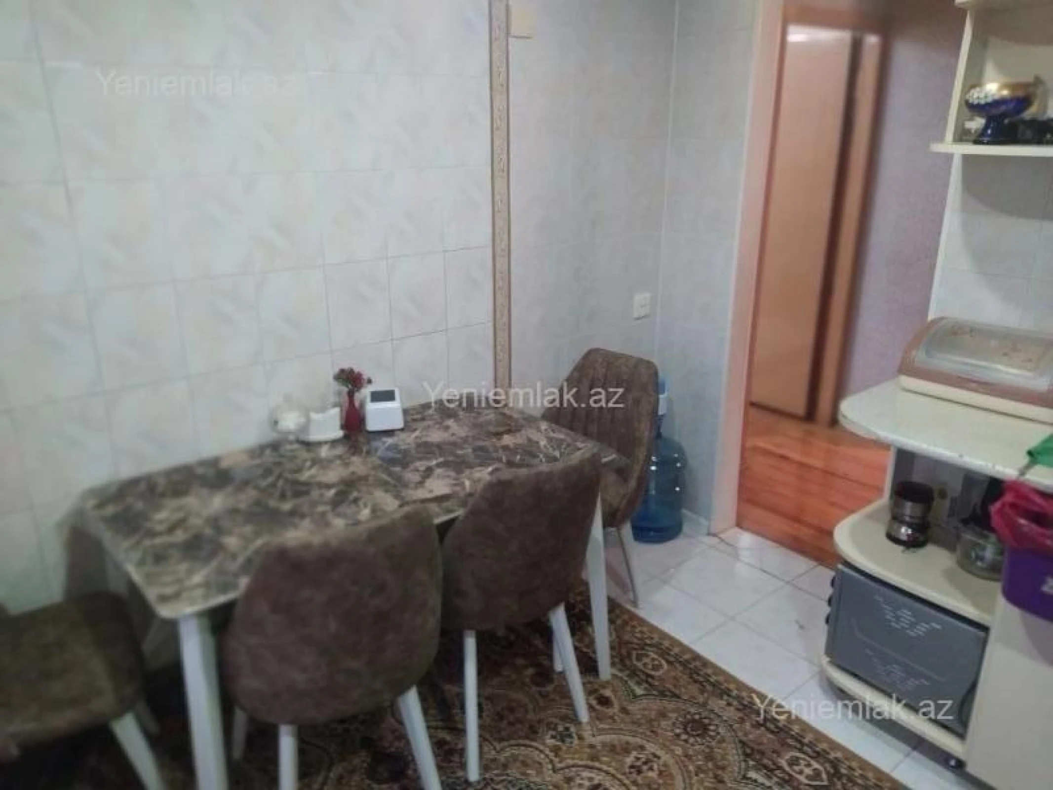 Satılır 3 otaqlı köhnə tikili 65 m²