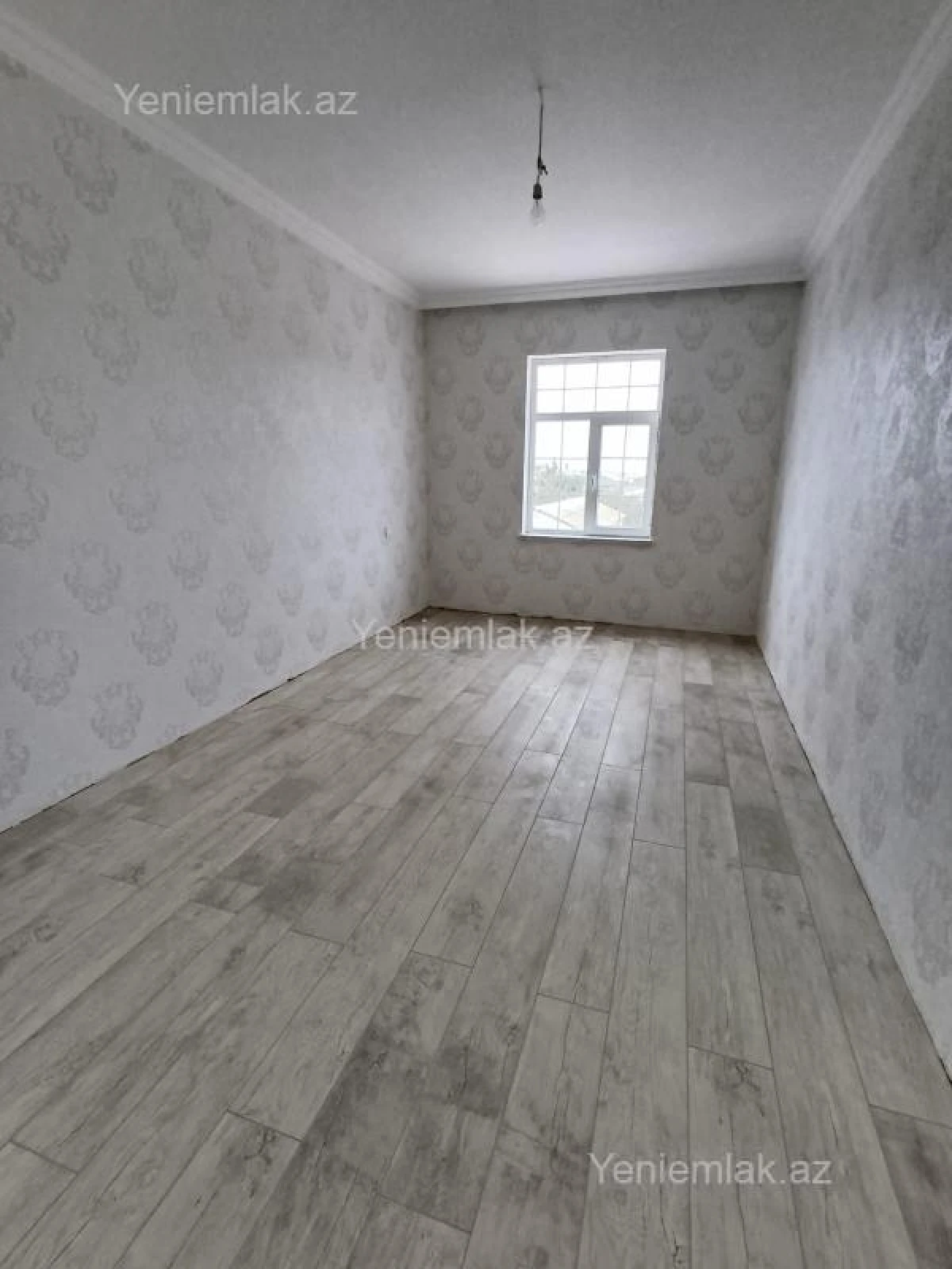 Satılır 4 otaqlı həyət evi 160 m²