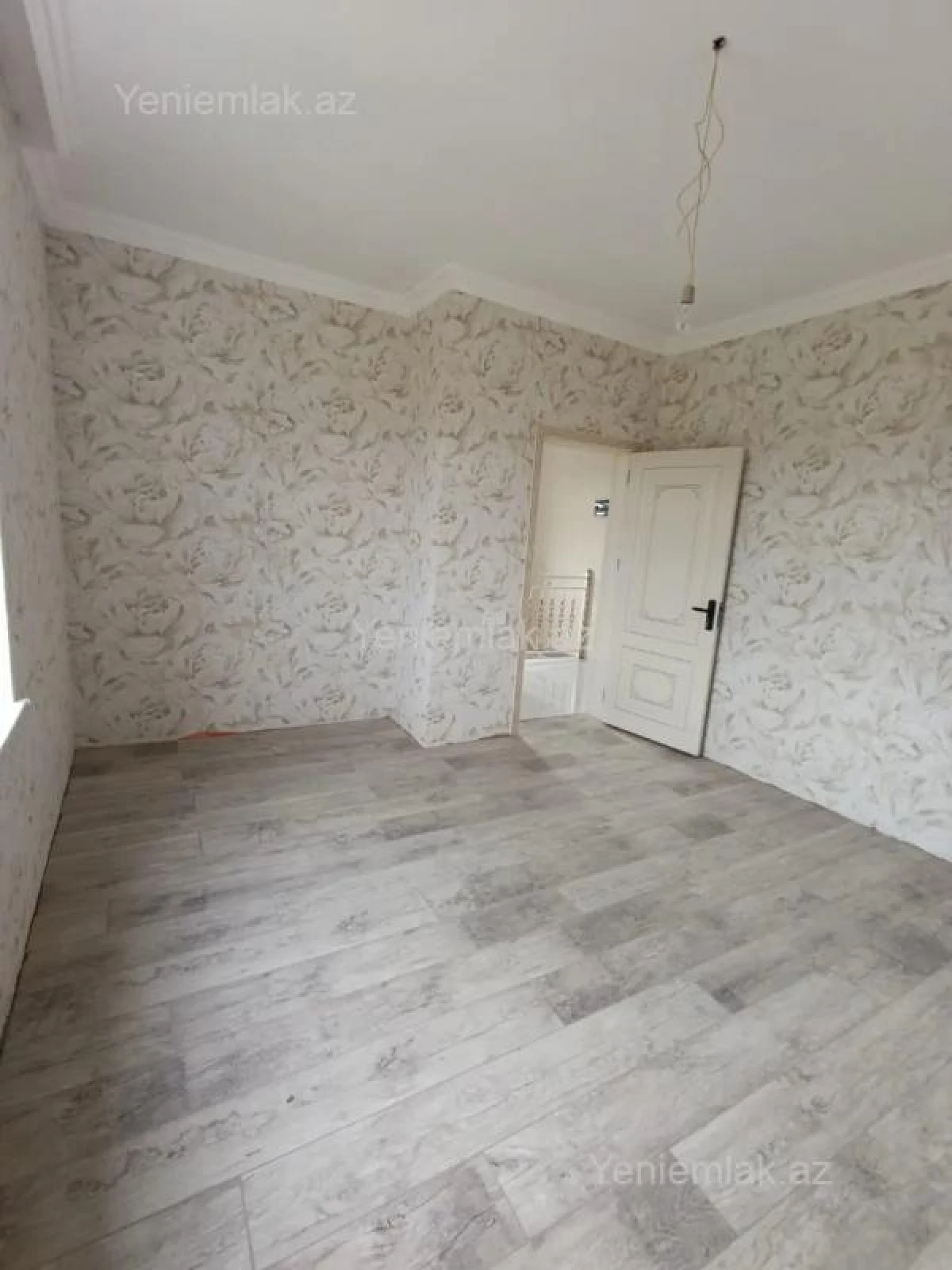 Satılır 4 otaqlı həyət evi 160 m²