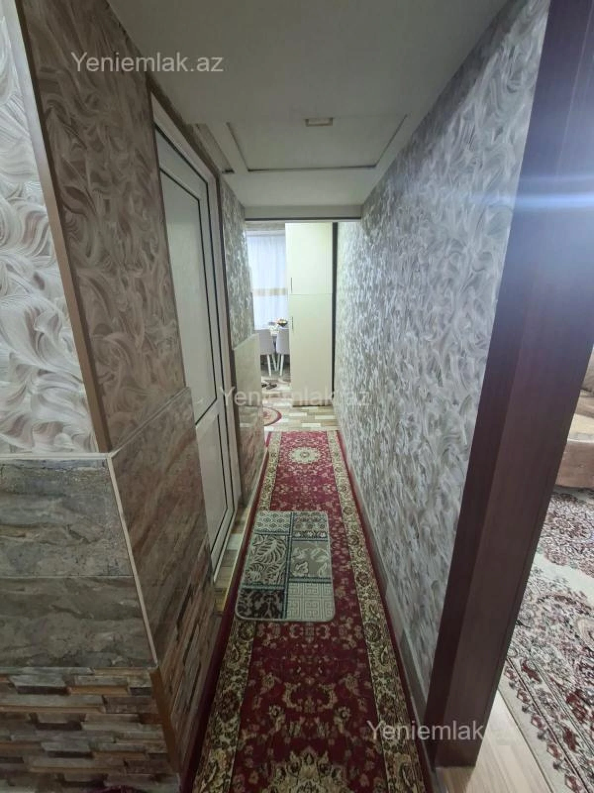 Satılır 2 otaqlı köhnə tikili 60 m²
