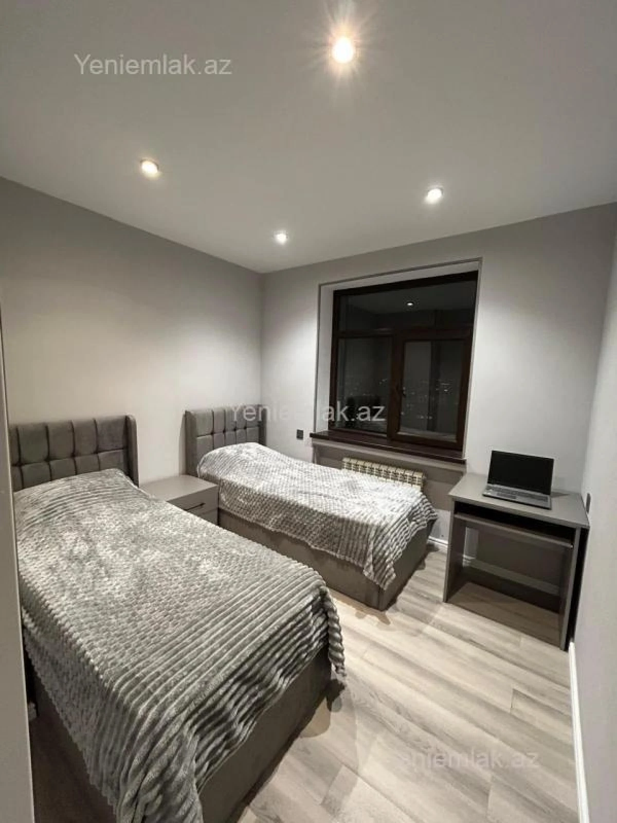 Satılır 3 otaqlı köhnə tikili 75 m²