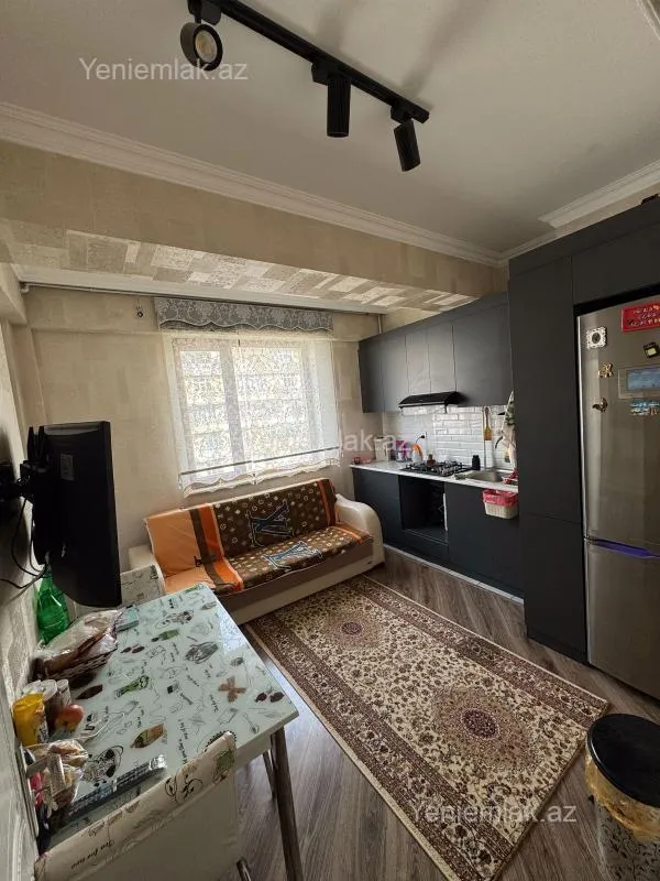 Satılır 3 otaqlı yeni tikili 95 m²